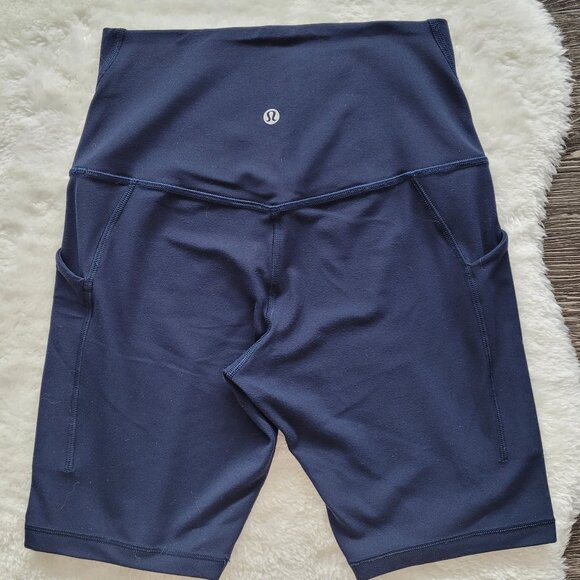 Lululemon Align 8” Shorts with Pockets in True Navy Size 6 - Picture 5 of 11